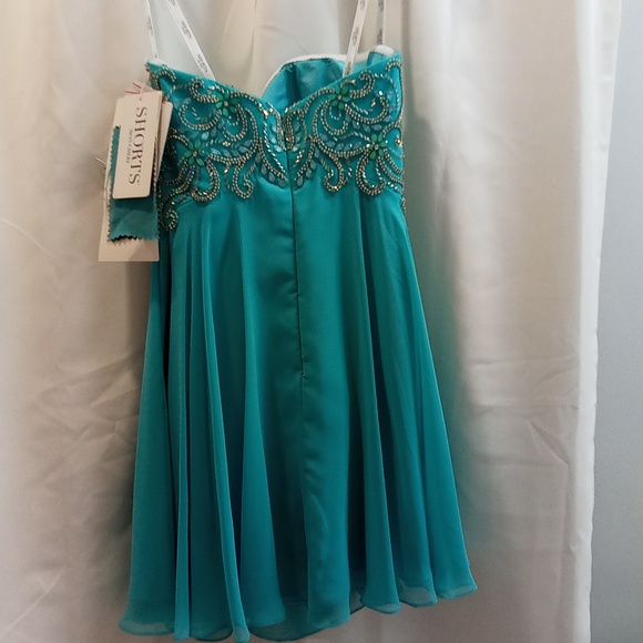 Mon Cheri - MCS21668 - Beaded Strapless Dress - Size 4 - Picture 2 of 8